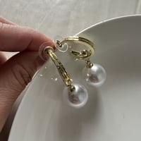 即納 パールモチーフ ピアス