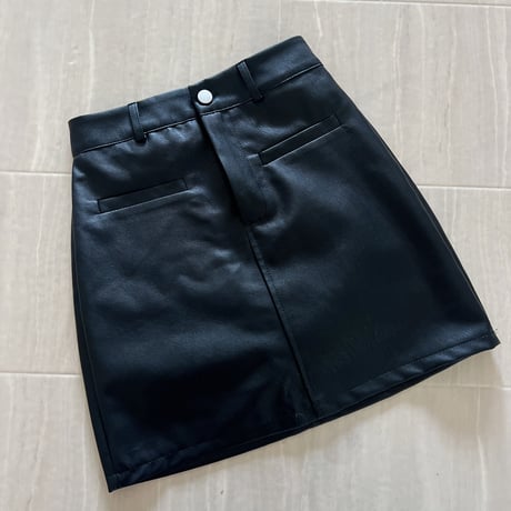 パンツ付き leather skirt