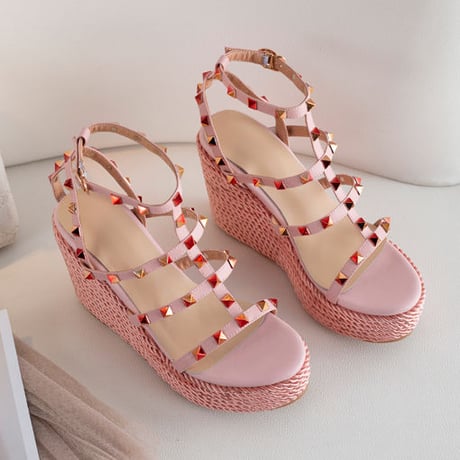 studs sandals