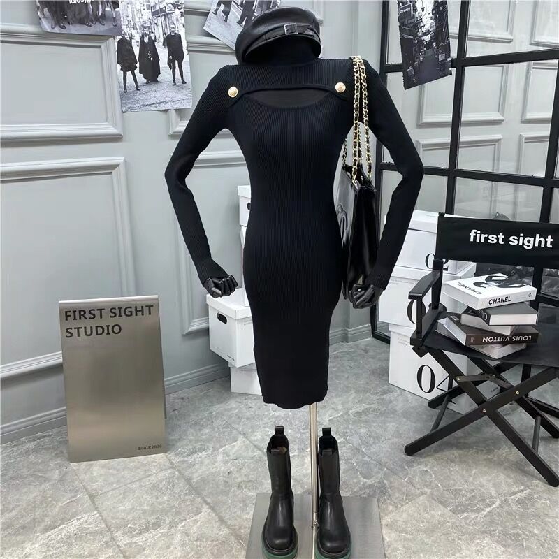 胸元あき ニットワンピース | BrillantSelect Store 胸元あき ニットワンピース | BrillantSelect Store