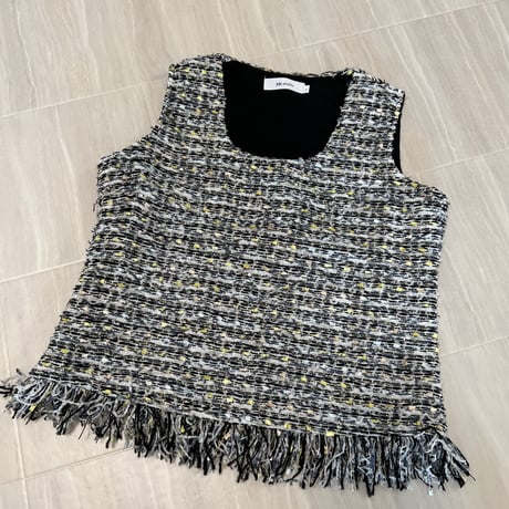 sleeveless fringe tweed tops