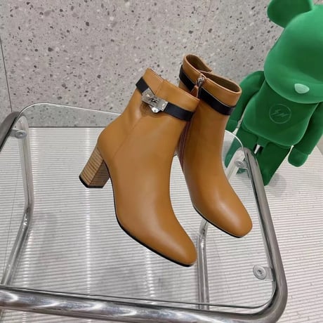 【牛革】buckle short boots