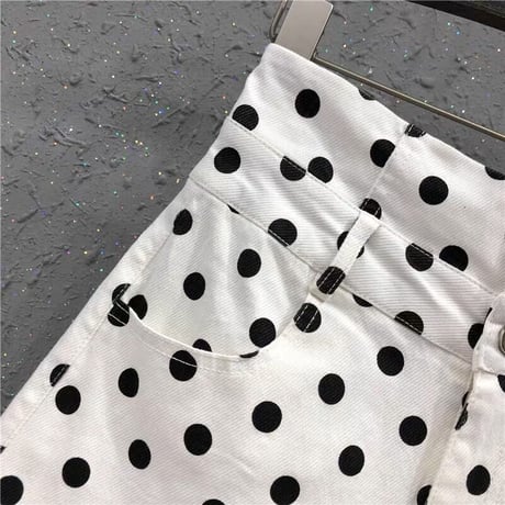 dot short pants