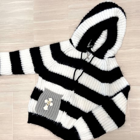 【即納】cross design border short knit