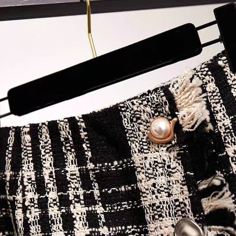 tweed mini skirt