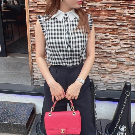 check sleeveless blouse