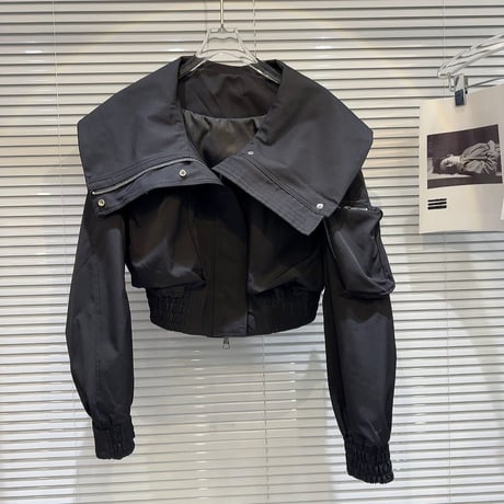 big collar jacket