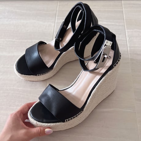 buckle wedge sandal
