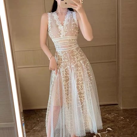Sheer tulle sleeveless long dress