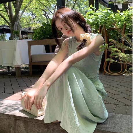 sleeveless green onepiece