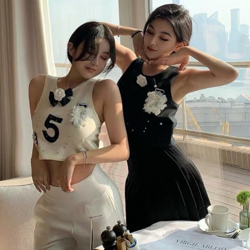 cen. ミニフリルシアータンクトップ 凄まじく 