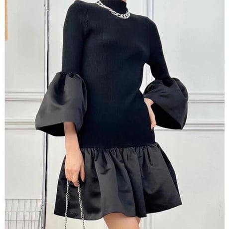flare sleeve onepiece