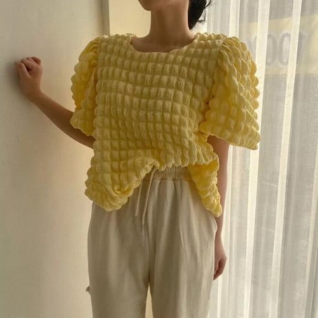 Puff sleeve tops