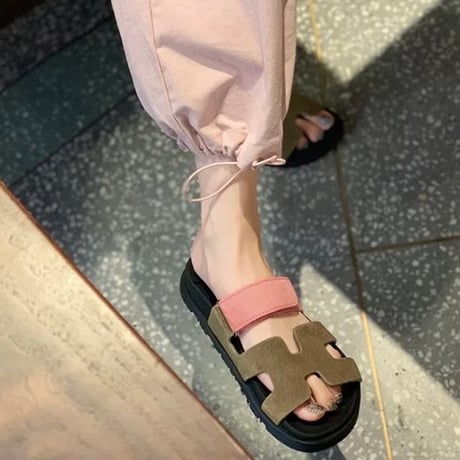 design strap sandal