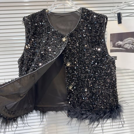 sequins sleeveless feather tops
