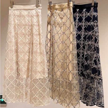 tulle skirt