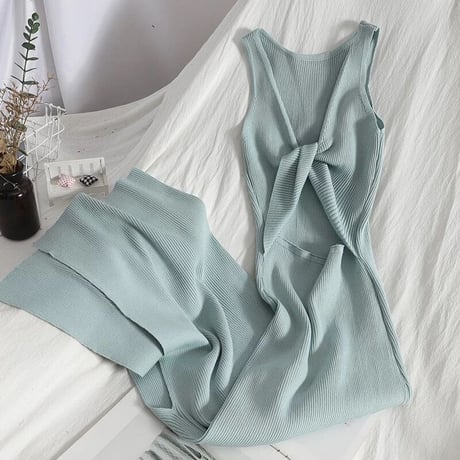 back cross knit onepiece