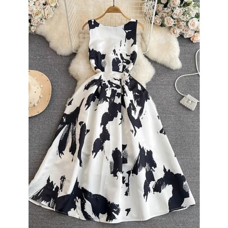sleeveless print onepiece