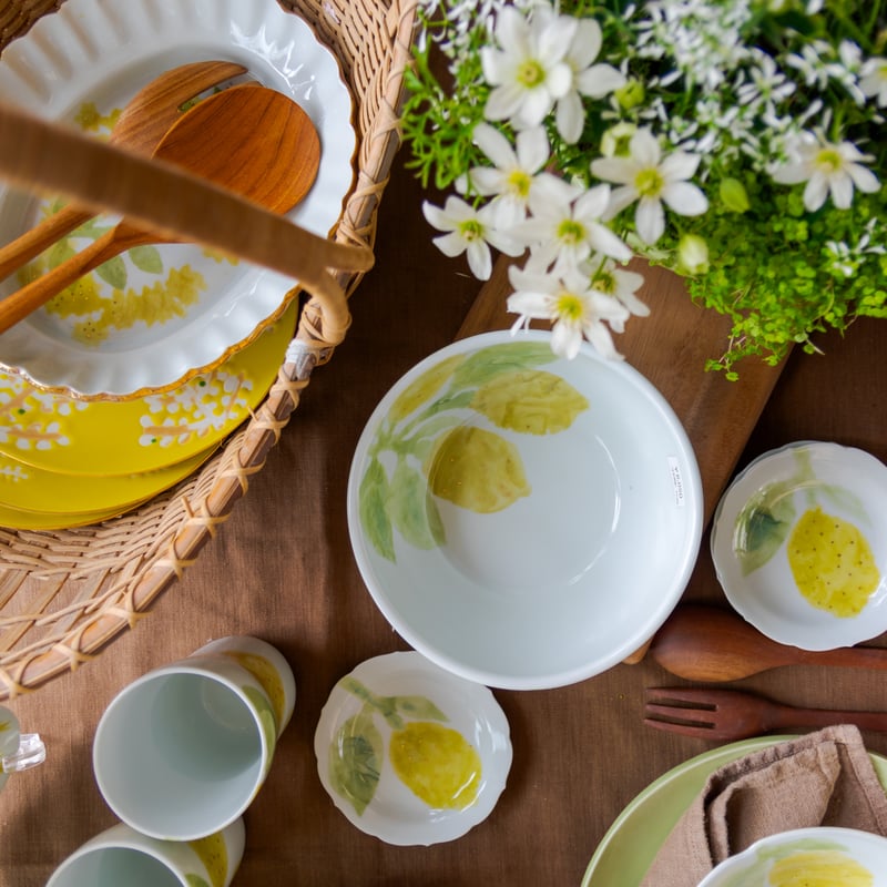 レモン/マグカップM | 砥部焼｜東窯 HIGASHIGAMA 公式オンラインストア