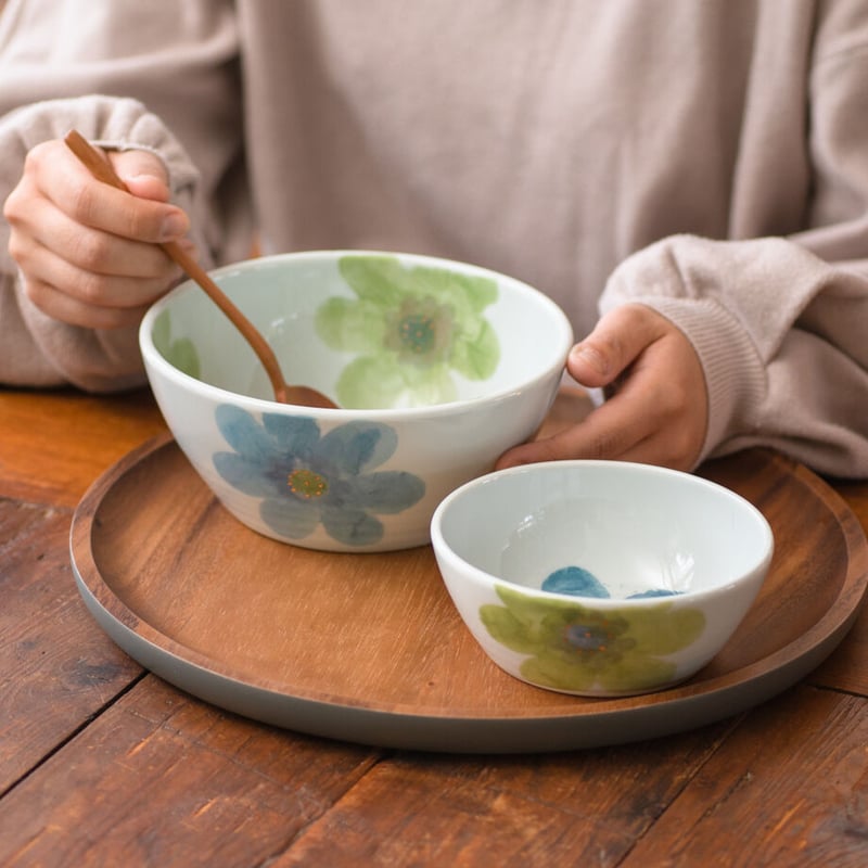 ワイルドストロベリー/サラダボウルS | 砥部焼｜東窯 HIGASHIGAMA 公式