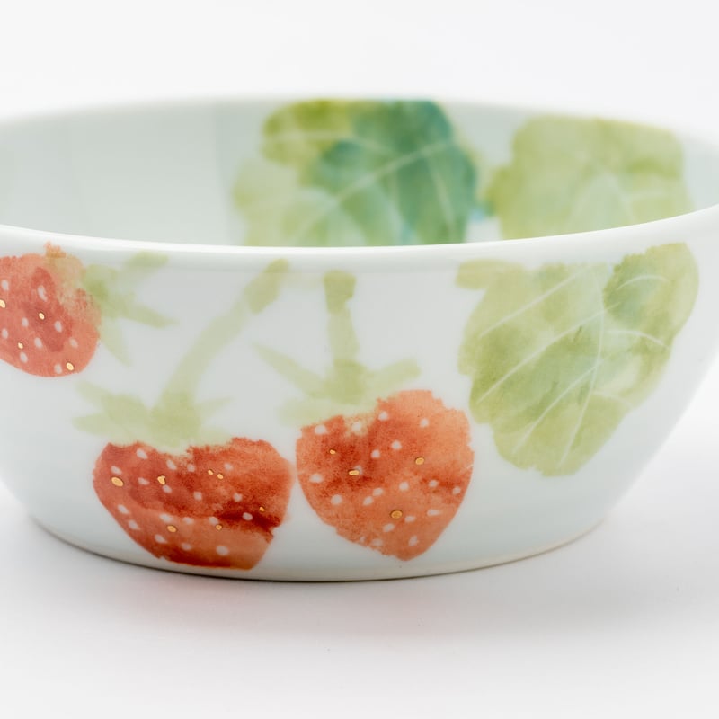  ワイルドストロベリー　サラダボウル ワイルドストロベリー/サラダボウルS | 砥部焼｜東窯 HIGASHIGAMA 公式