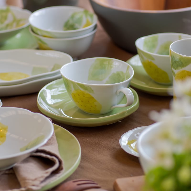 大東アリン砥部焼プレート2枚セット