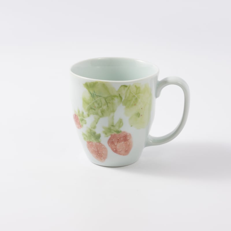 ワイルドストロベリー/マグカップM | 砥部焼｜東窯 HIGASHIGAMA