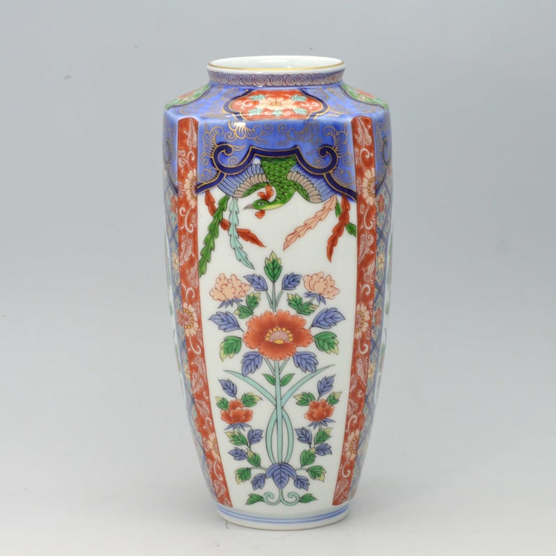 未使用品 有田焼　花瓶　弥左エ門　鳳凰草花肩角花瓶 有田焼 古伊万里 鳳凰山水花瓶 中胴 弥左ヱ門窯 - メルカリ