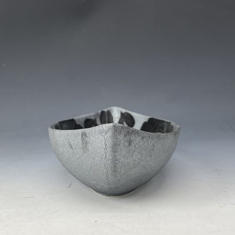 【陶磁器】【手描き】ニュー  花鉢♪ ♪ 陶磁器】【手描き】ニュー 花鉢♪ ♪ 陶磁器】【手描き】ニュー 花鉢♪ ♪