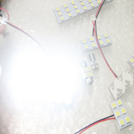 LED 47mm×16mm  8連4×2 ルームランプ【純白光】