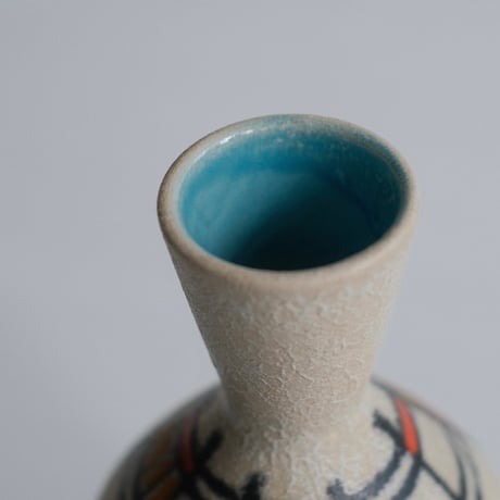 plaid ceramic vase