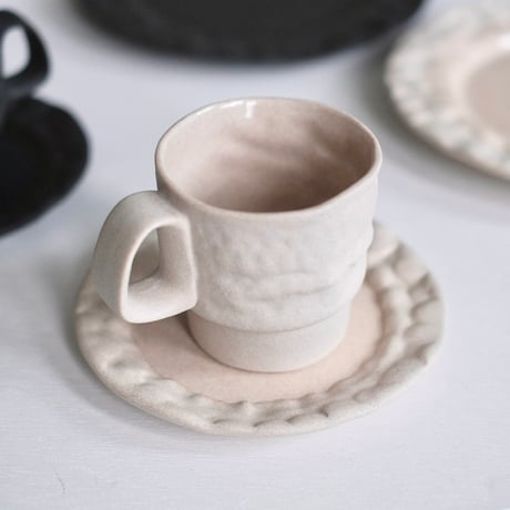 深見達希 saucer[ivory]