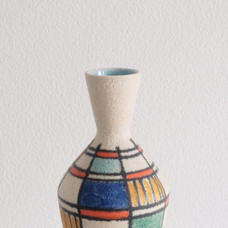 plaid ceramic vase