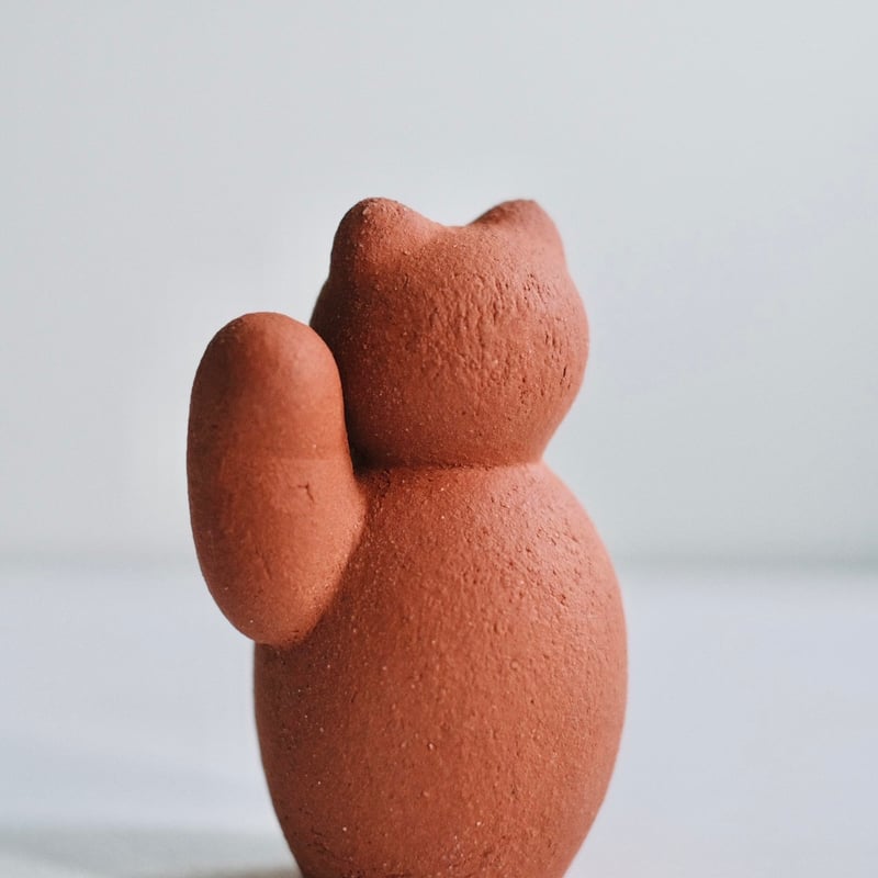 菊池俊治 MANEKINEKO terracotta | 酢橘堂