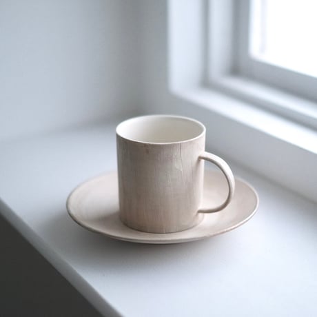 松岡瑞起  cup saucer「白雨」