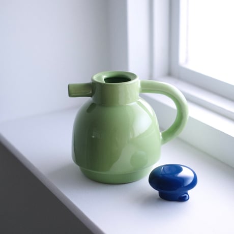 green tea pot