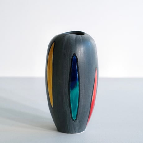spaceship vase