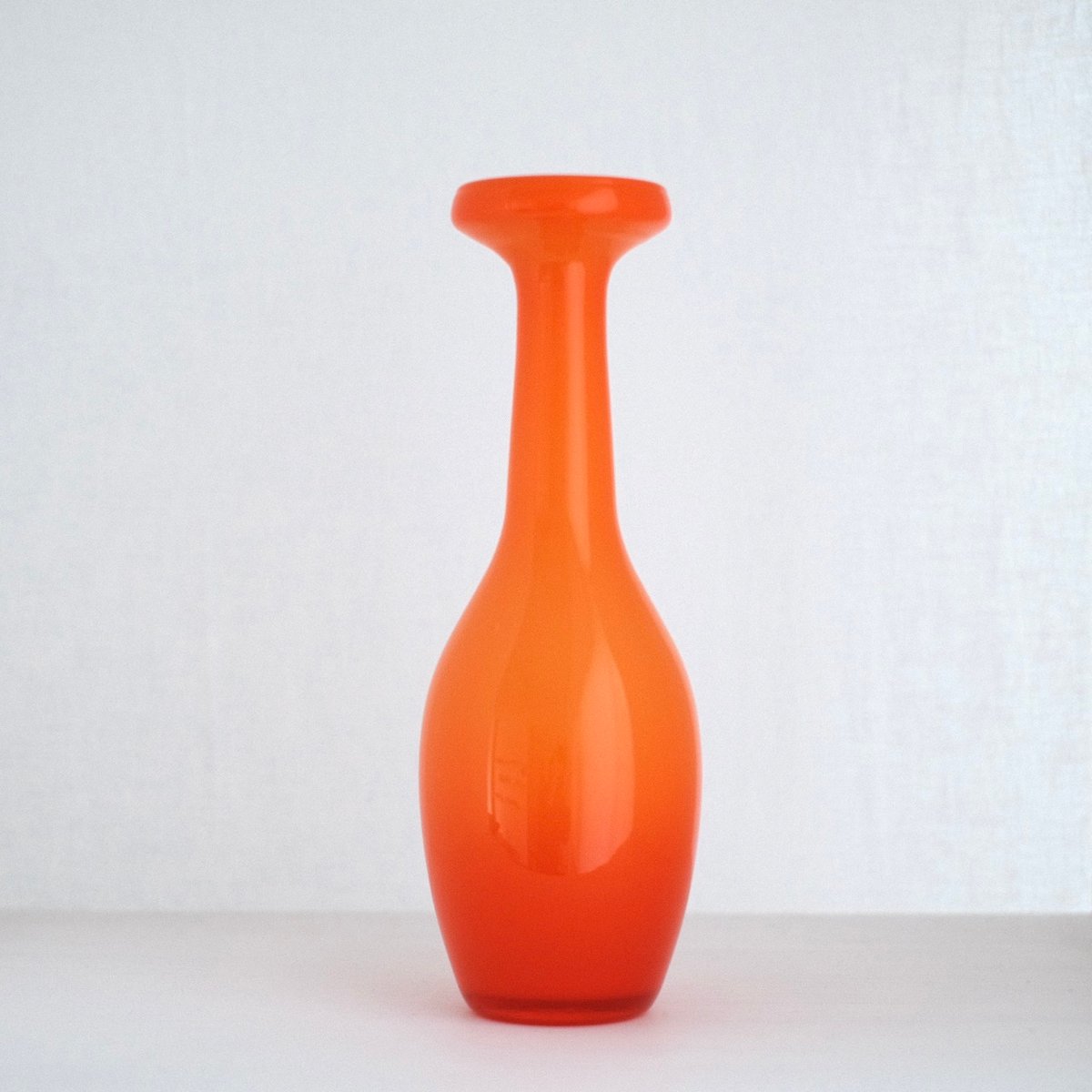 orange glass vase | 酢橘堂