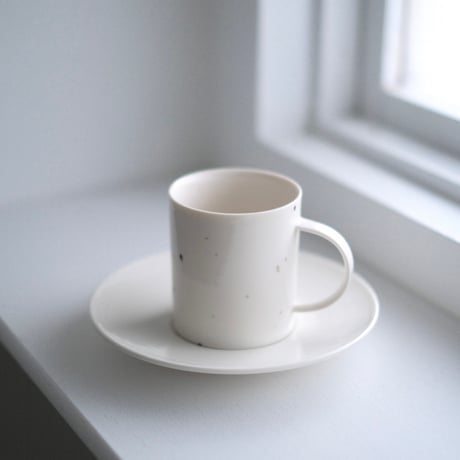 松岡瑞起  cup saucer「天泣」