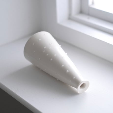 松岡瑞起  cone vase [ 雨露 ]