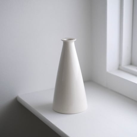 松岡瑞起  cone vase [ nomal ]
