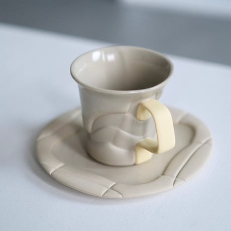 深見達希 layer plate [beige]