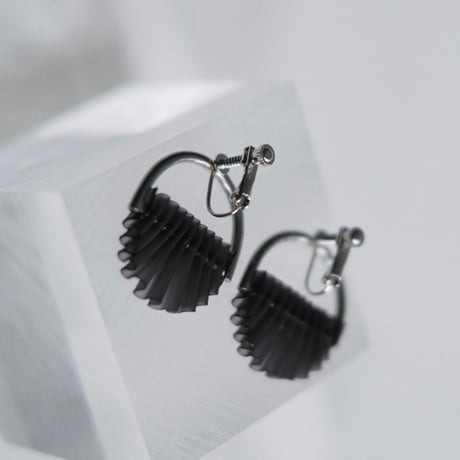 nooca PVC pierce / earring ・black
