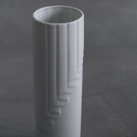 white drape vase