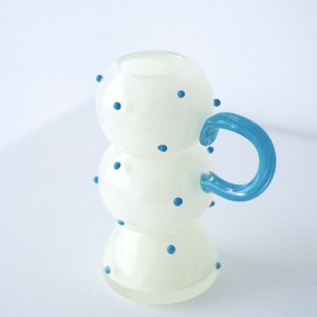 umu vase dot - white × sky -
