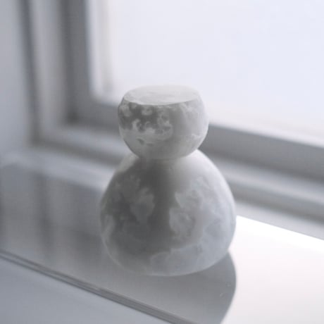 glass object - white -