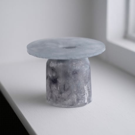 glass object - purple -