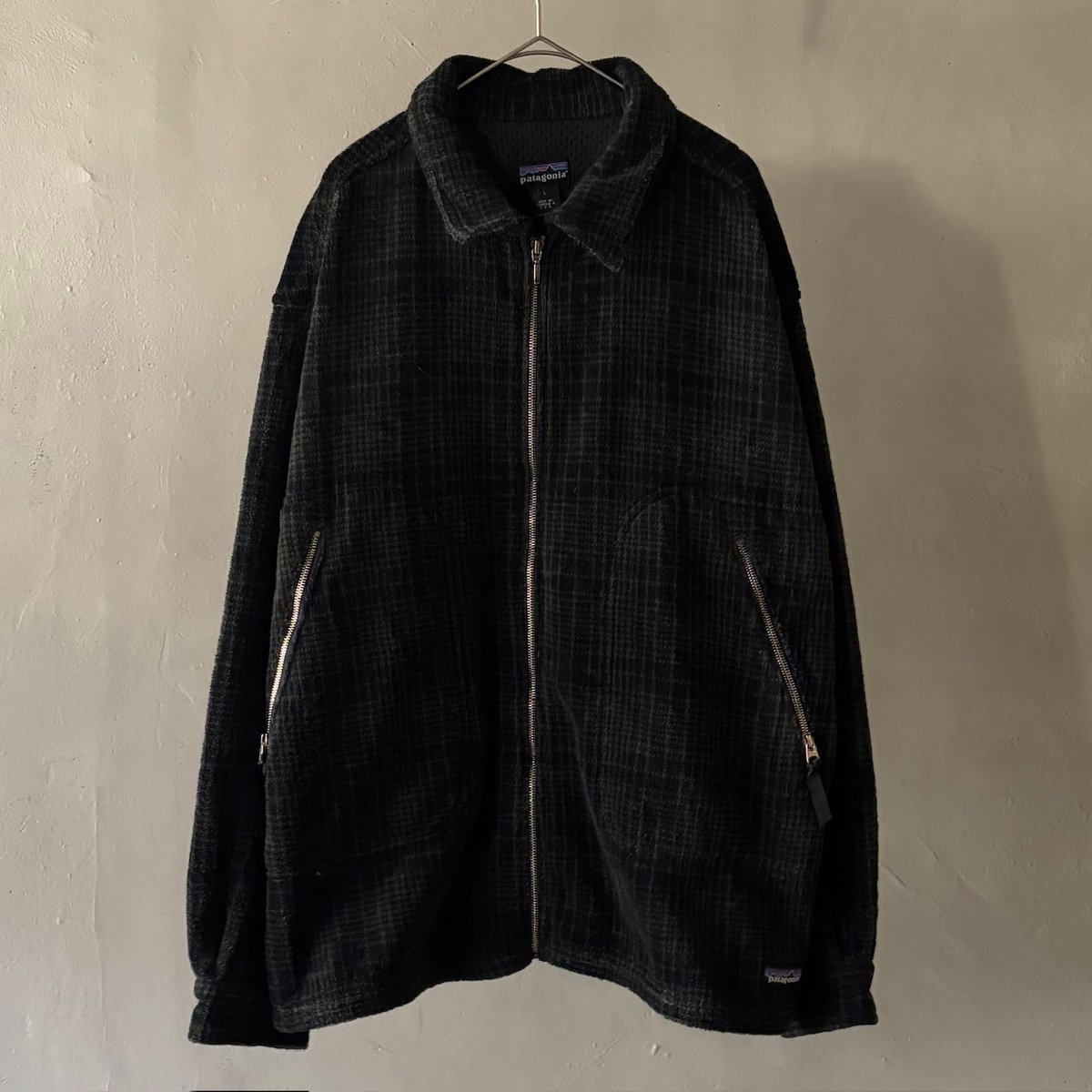 90s Patagonia ultra plush over shirt | sui & shara 90s Patagonia ultra plush over shirt | sui & shara