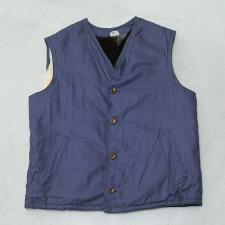 90s design work vest with fur lining