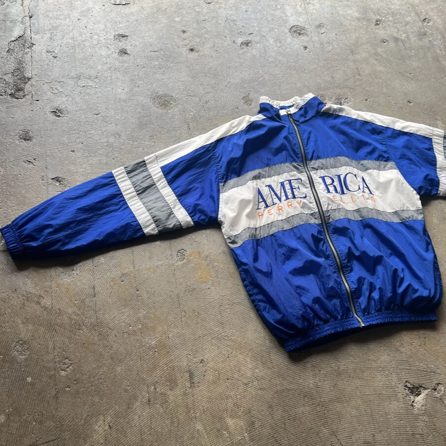 90s “Perry Ellis”nylon jacket | sui & shara 90s “Perry Ellis”nylon jacket | sui & shara